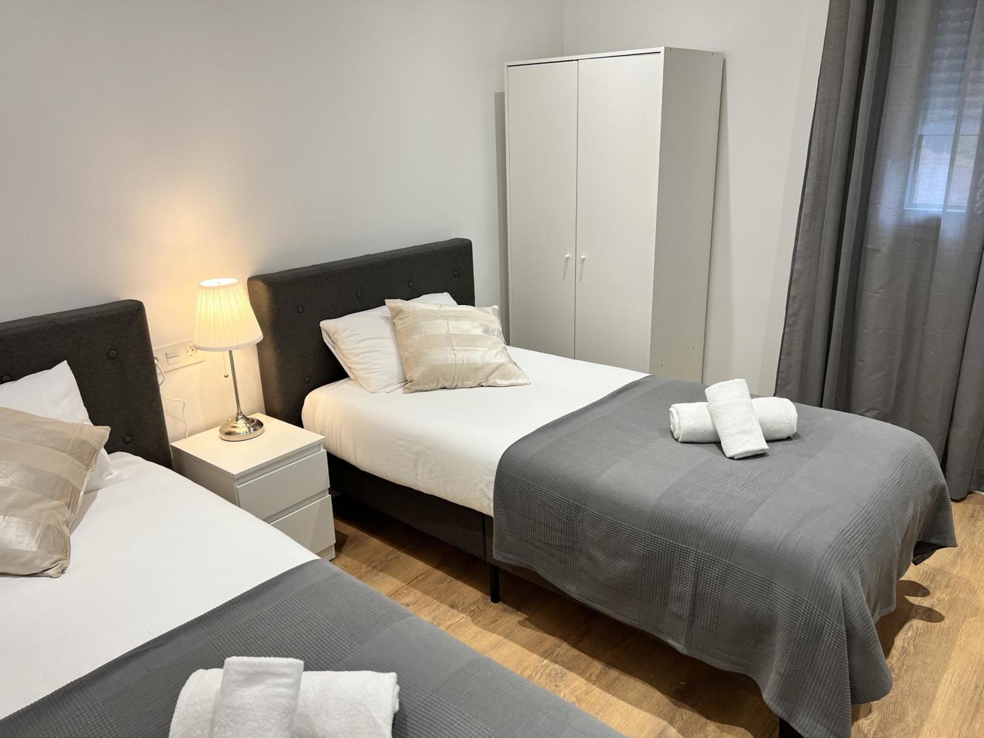 Apartamenticos Plaza Las Armas III Saragozza Esterno foto