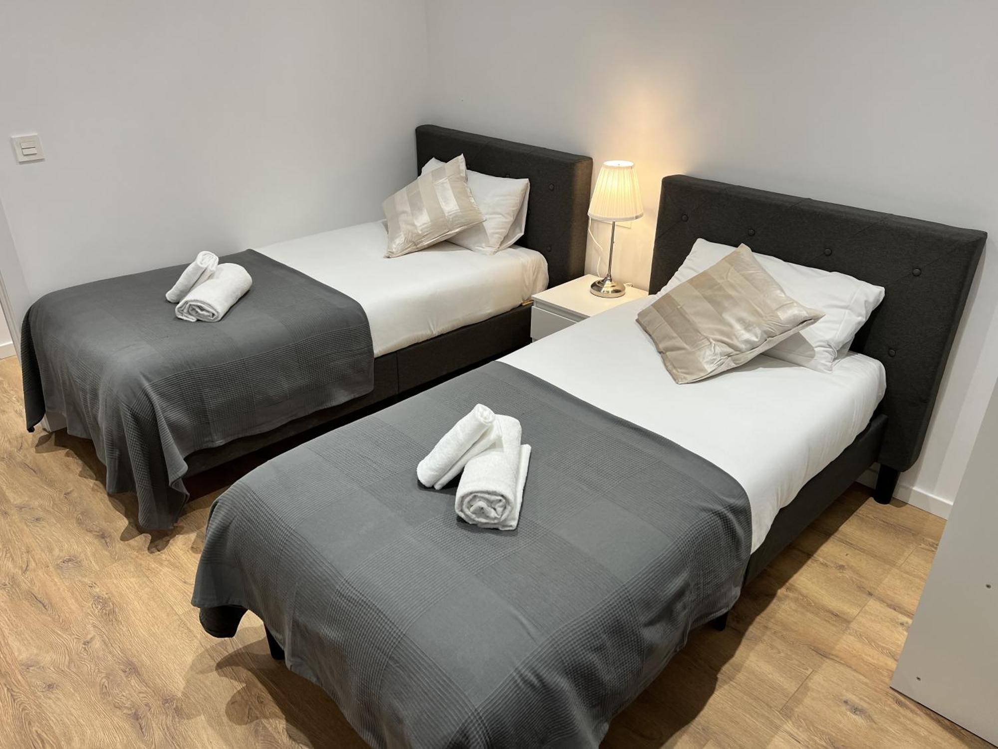 Apartamenticos Plaza Las Armas III Saragozza Esterno foto